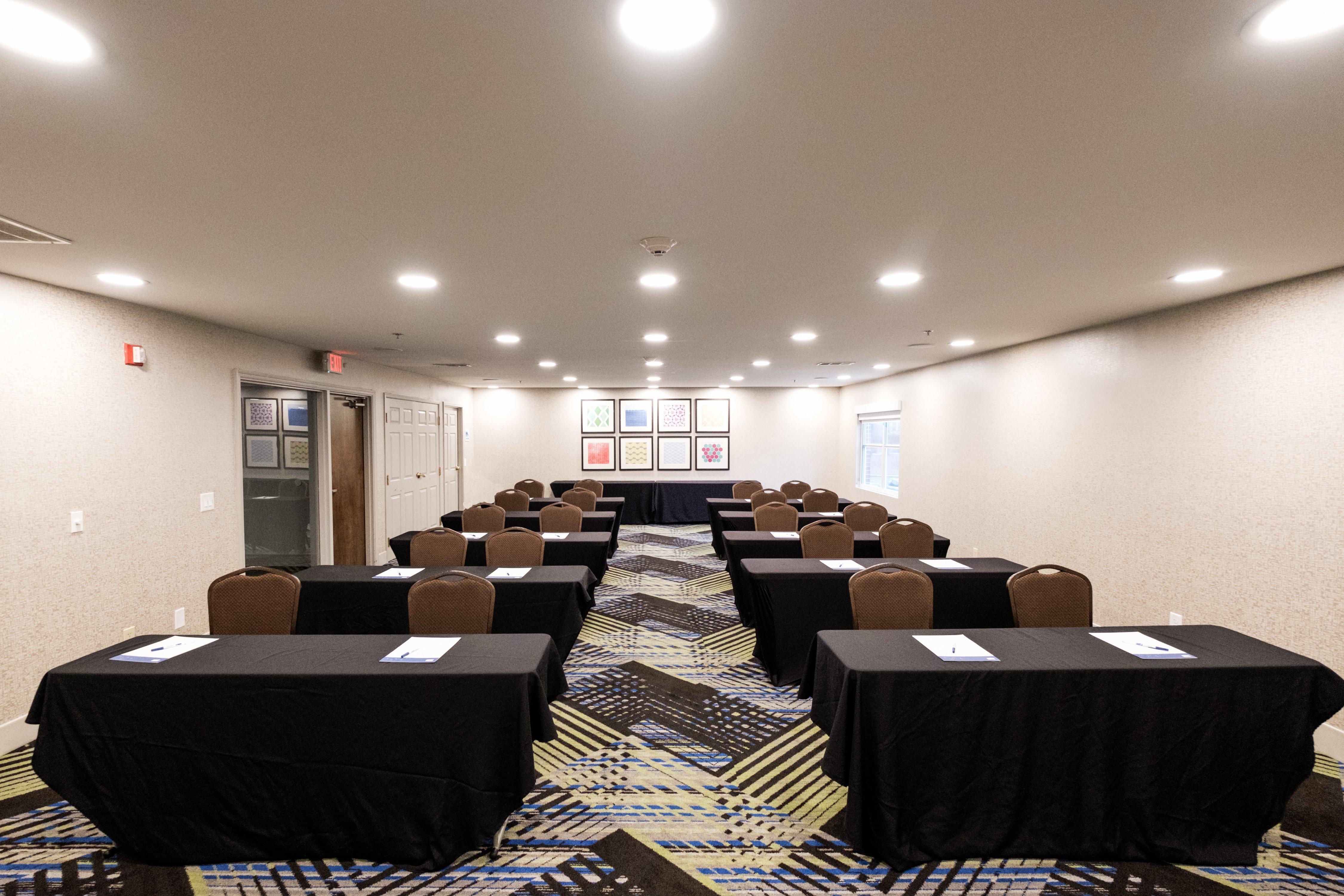 Holiday Inn Express Alpharetta - Roswell By Ihg Esterno foto
