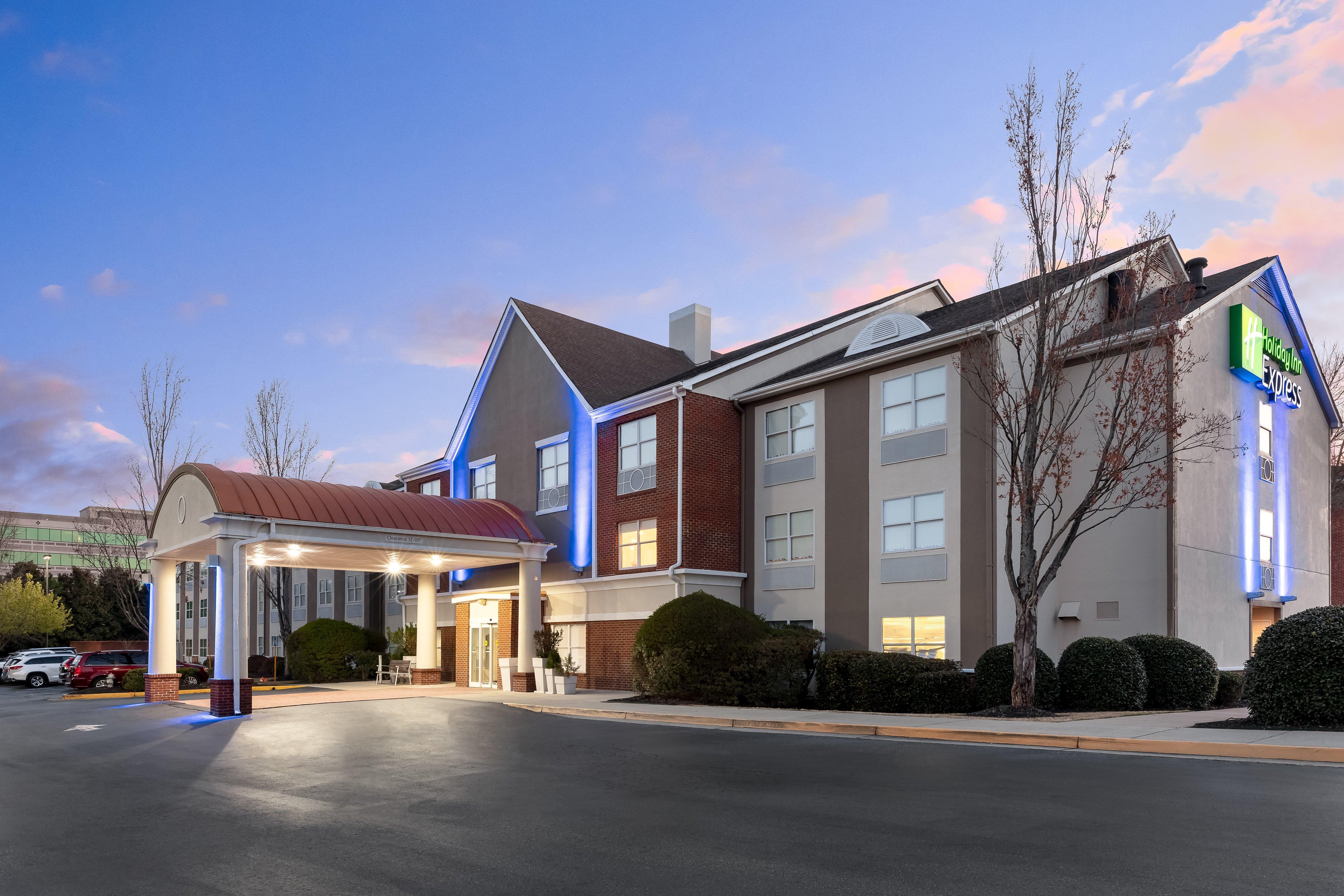 Holiday Inn Express Alpharetta - Roswell By Ihg Esterno foto