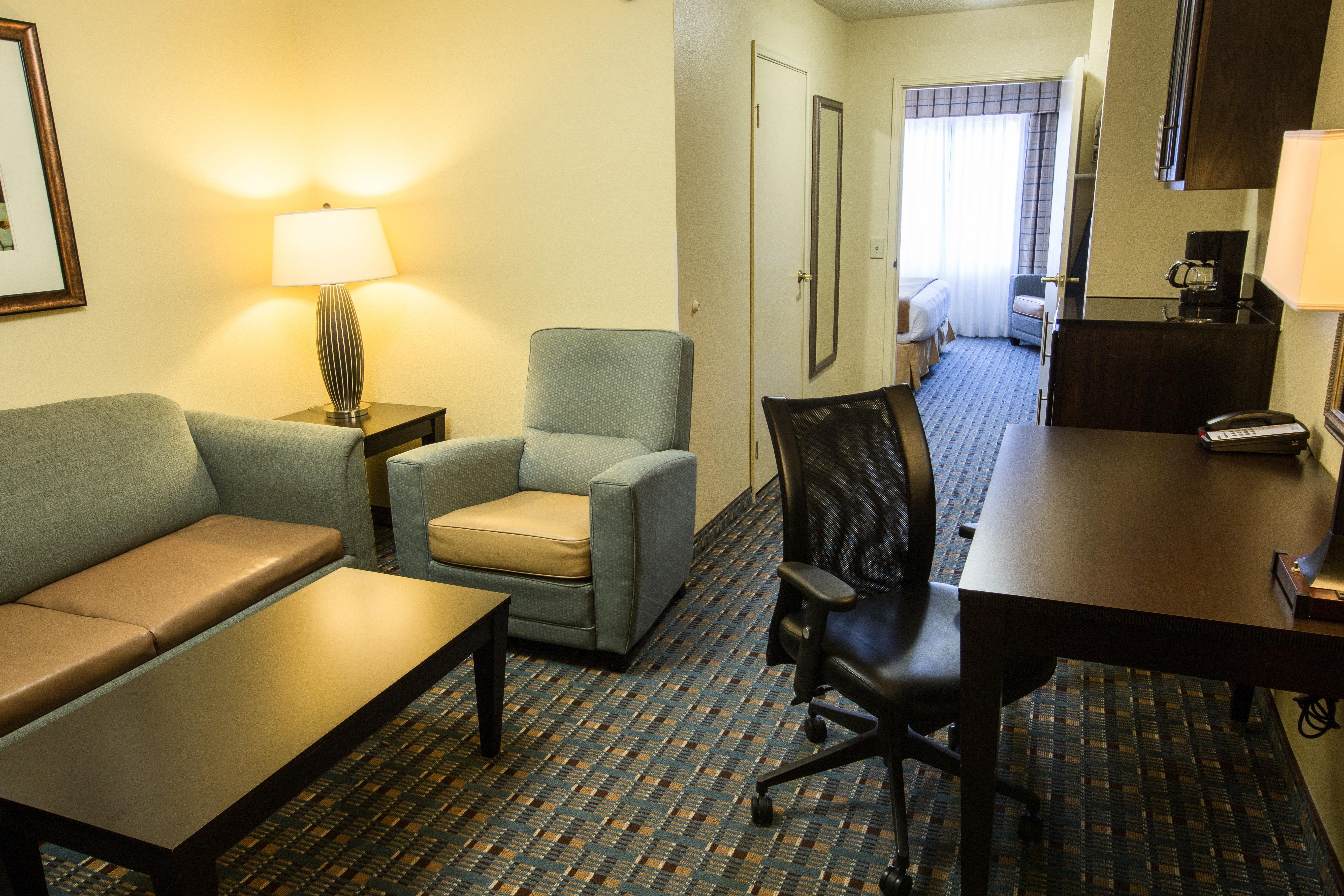 Holiday Inn Express Alpharetta - Roswell By Ihg Esterno foto