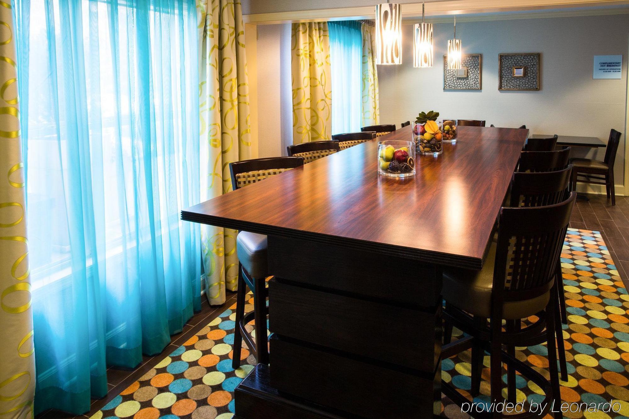 Holiday Inn Express Alpharetta - Roswell By Ihg Esterno foto